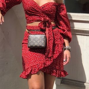 2 pieces set / skirt and off shoulder top